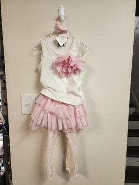 Mud Pie girl's rosette skirt set 2 T Nwt